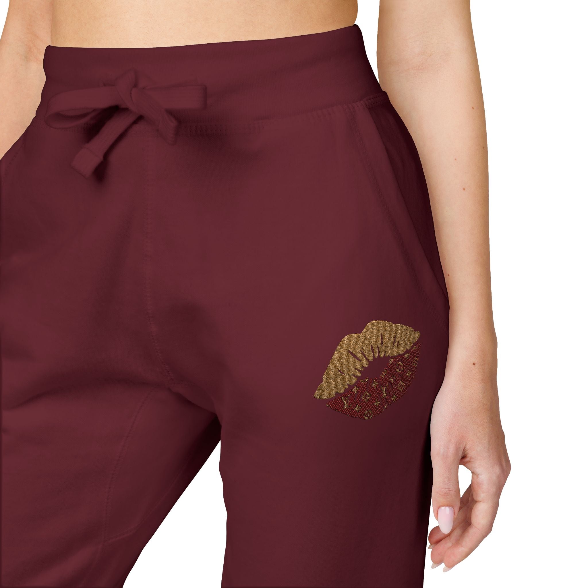 Embroidered Leopard Kiss Sweatpants — Women's Cozy Fleece Joggers