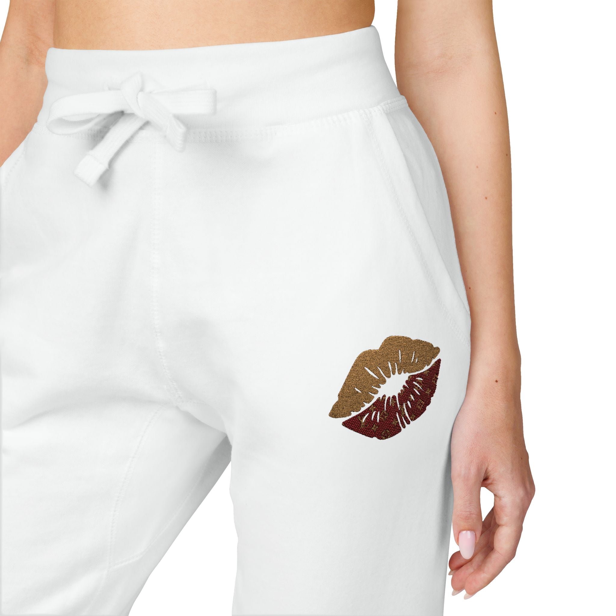Embroidered Leopard Kiss Sweatpants — Women's Cozy Fleece Joggers