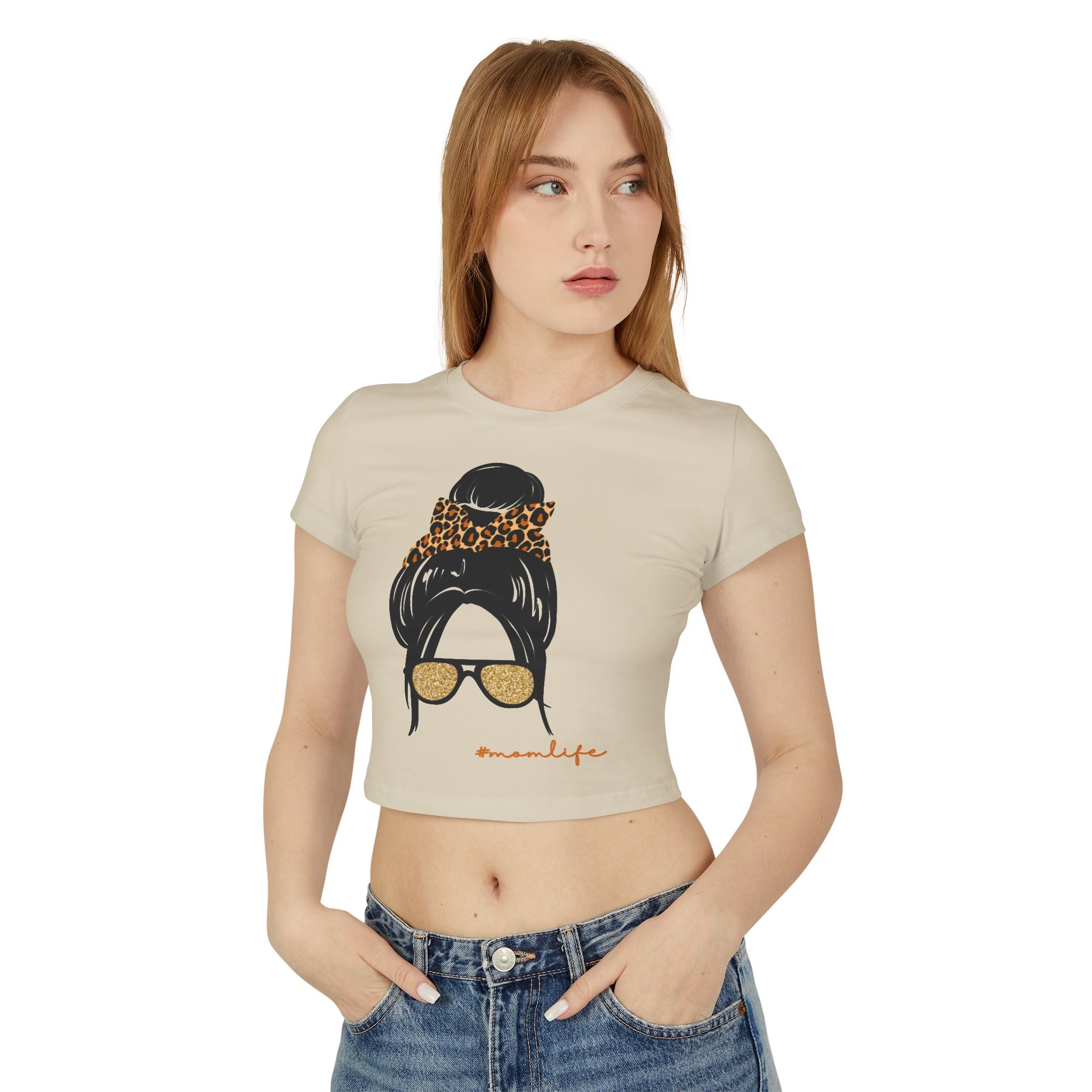 Chic Women's Baby Tee with 'Mom Life' Design,