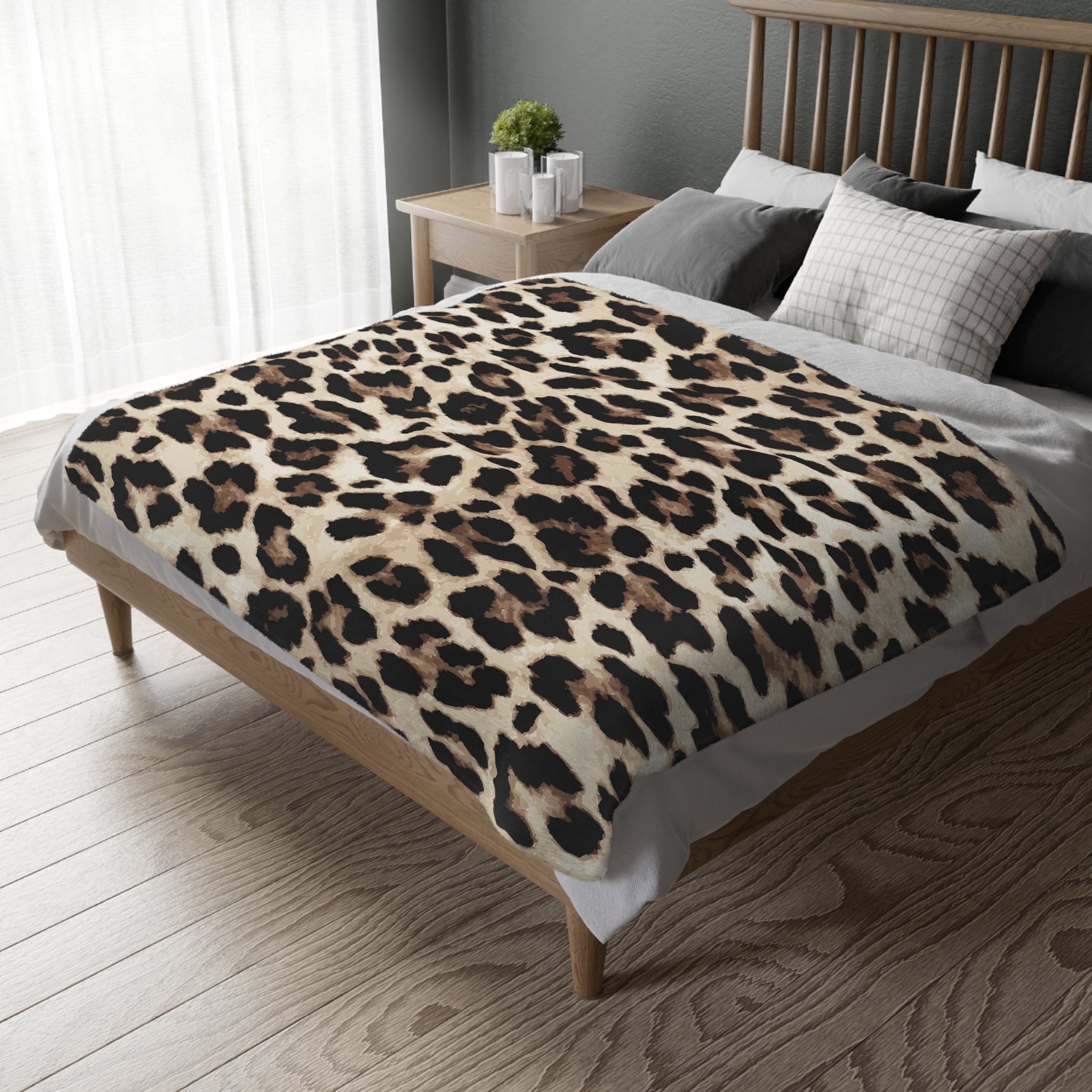 Leopard Print Velveteen Blanket — Plush Two-Sided Microfiber Throw